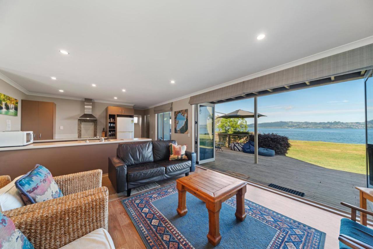 Lakeside Vistas Magic - Rainbow Point Home เทาโป ภายนอก รูปภาพ